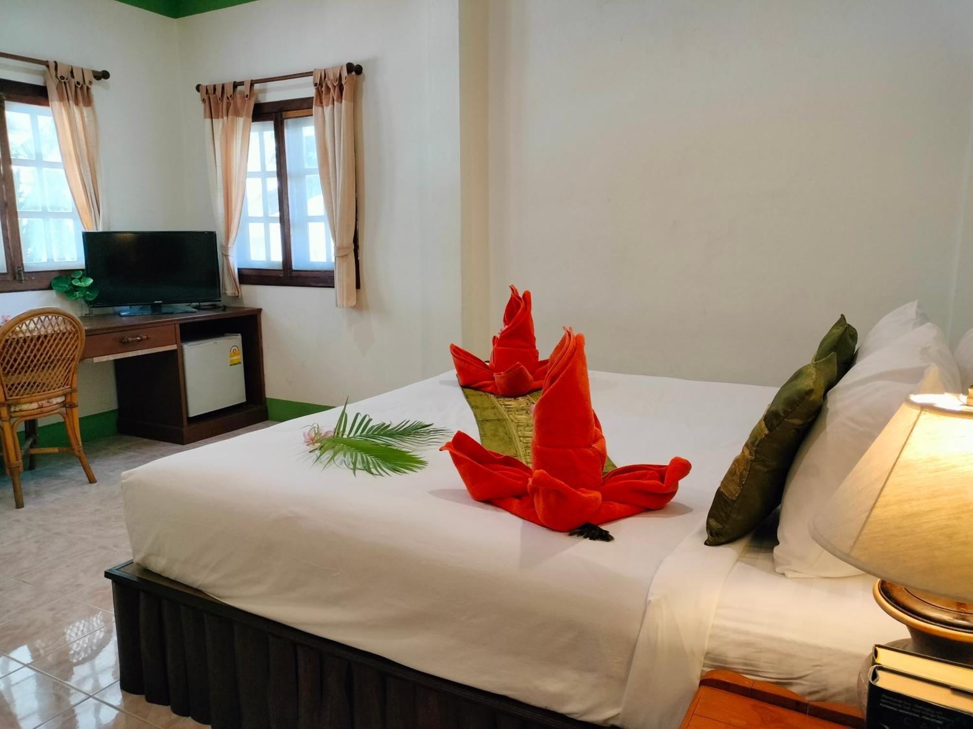 Phuwadee Resort Thong Nai Pan Noi Exterior foto