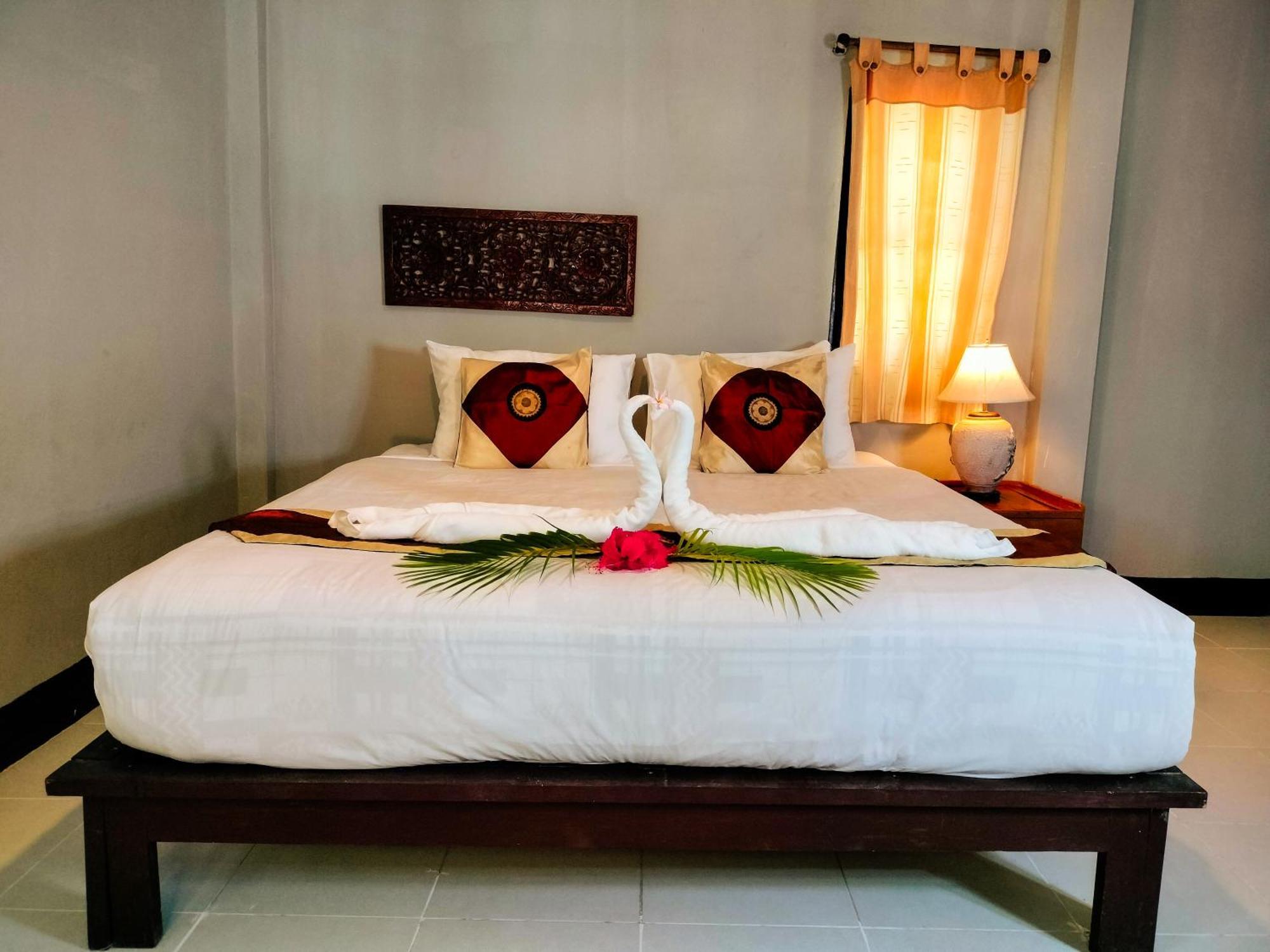 Phuwadee Resort Thong Nai Pan Noi Exterior foto